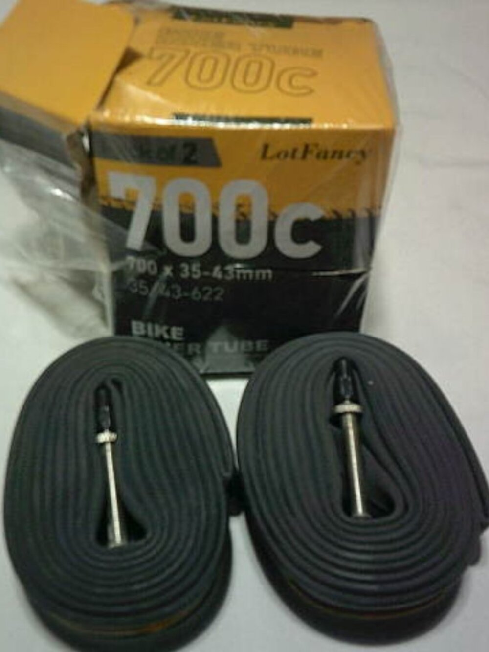 NEW LOT FANCY 2 BIKE INNER TUBES FOR ROAD GRAVEL CYCLOCROSS & HYBRID BIKES 700c